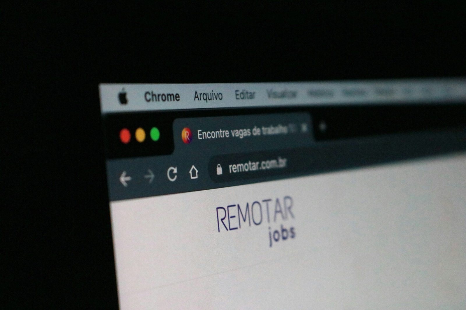 Criação de site profissional em guararema, tela do computador